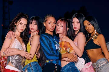 【英語で学ぶK-POP】KATSEYEの動画から学ぶリアル英語表現7選｜ Spill Secrets After Sipping the Truth Serumより